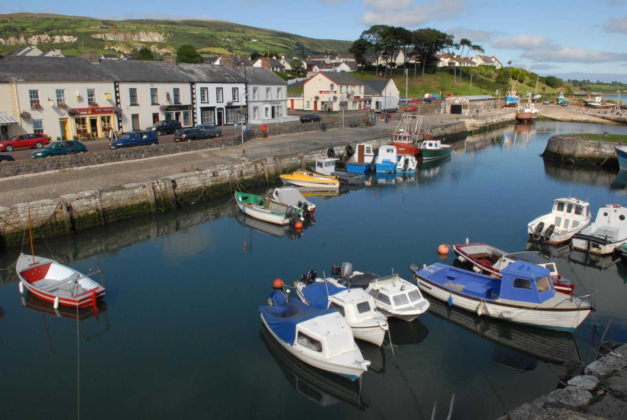 Londonderry Arms Hotel Carnlough Exterior foto